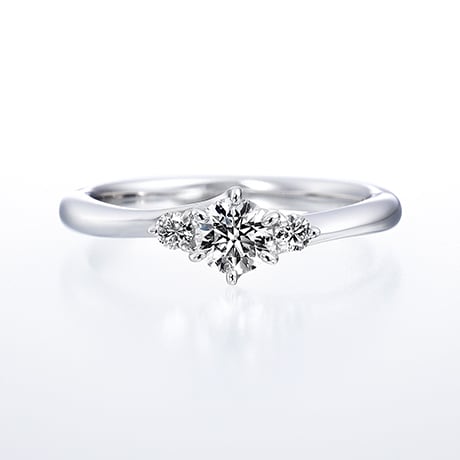 婚約指輪　ダイヤモンドシライシ